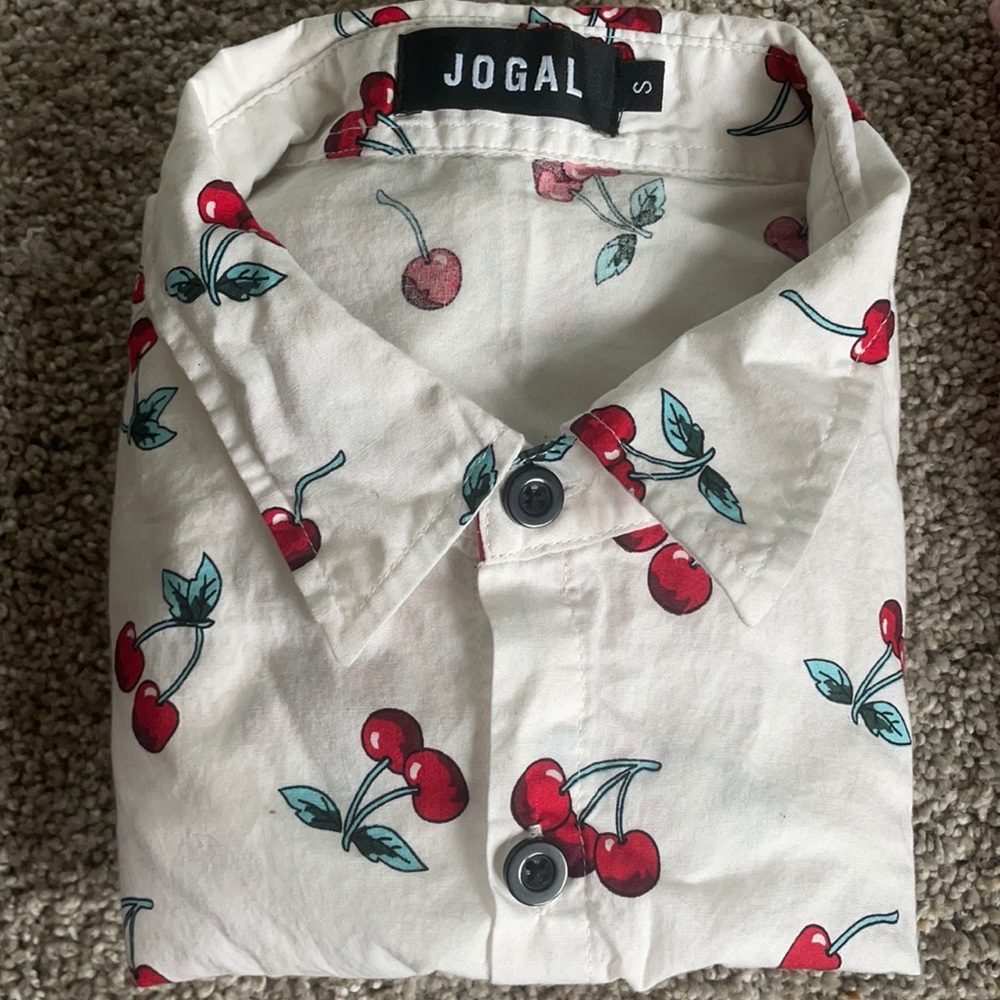 Fun cherry 🍒 collard button down